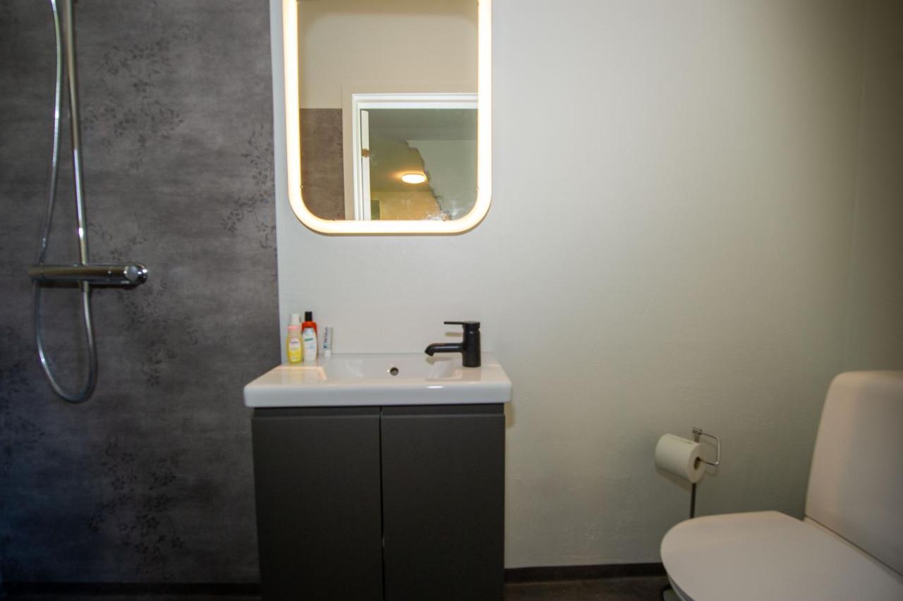 Appartement B&F Laegenheter à Nora  Extérieur photo